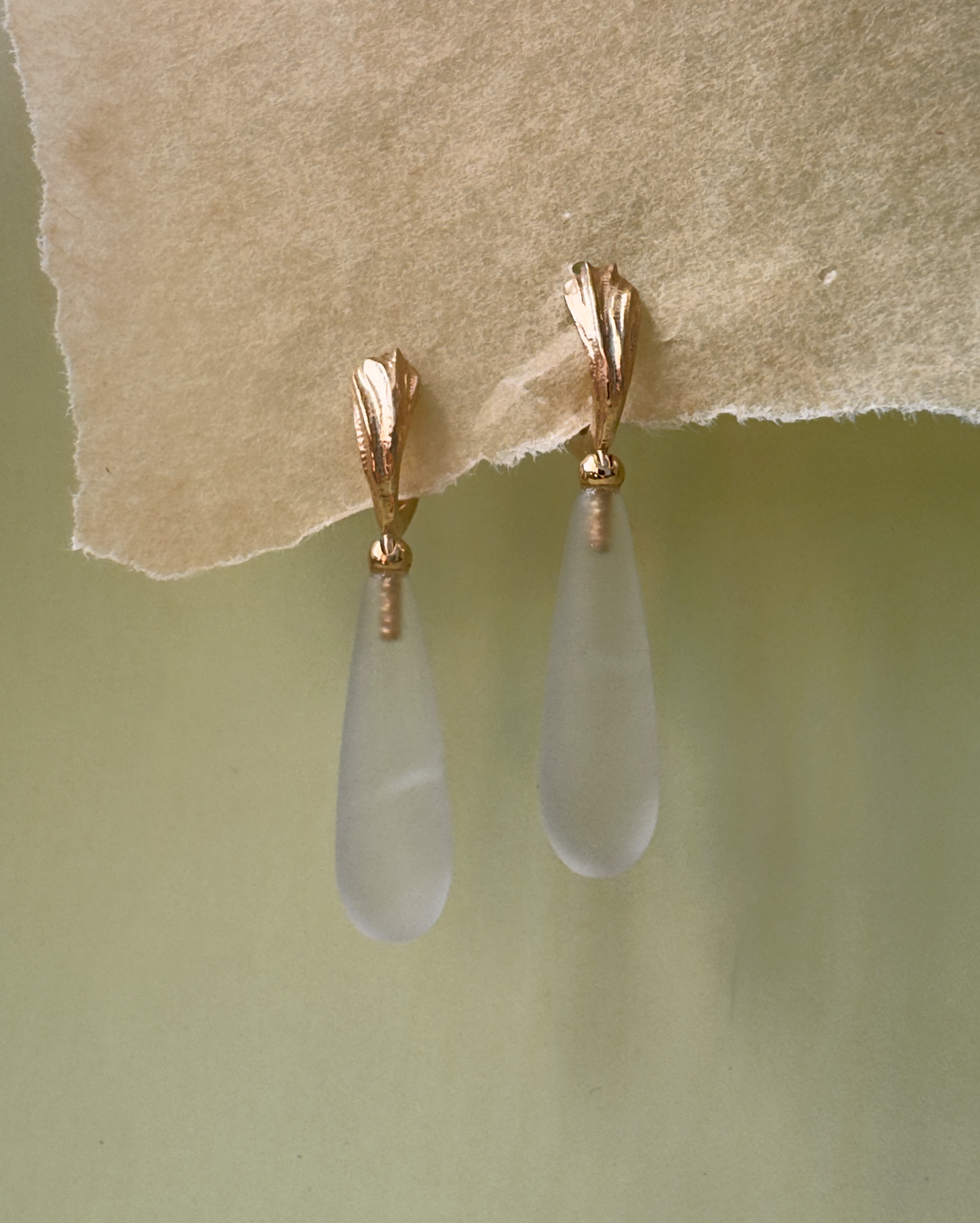 Stream Drops // 14KY // Frosted Quartz